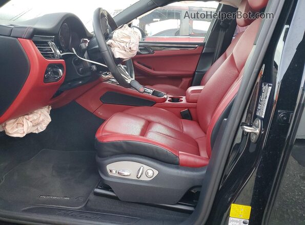 WP1AA2A55PLB19449 2023 PORSCHE MACAN Black Front interior view