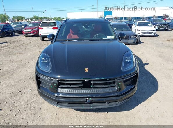 WP1AA2A55SLB06175 2025 PORSCHE MACAN Black უკანა სალონის ხედი