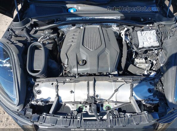 WP1AA2A55SLB06175 2025 PORSCHE MACAN Black უკანა ხედი
