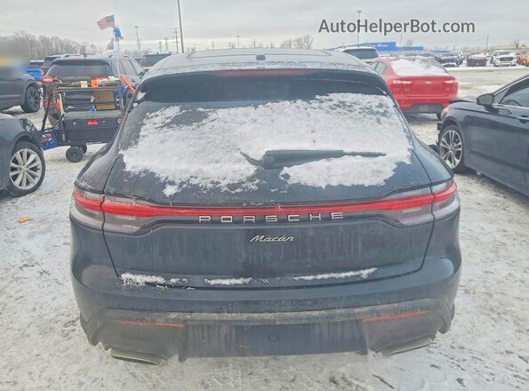WP1AA2A55SLB09335 2025 PORSCHE MACAN Black უკანა ხედი
