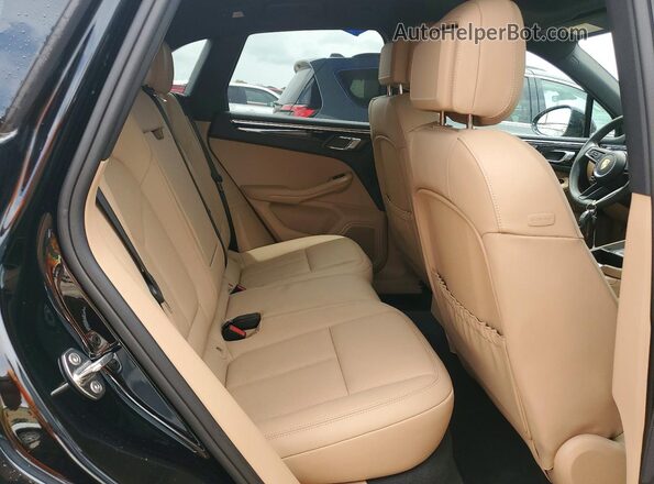 WP1AA2A56SLB09084 2025 PORSCHE MACAN Black Vista interior trasera