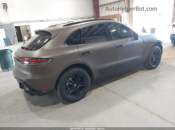 WP1AA2A57RLB05457 2024 PORSCHE MACAN Brown Trasero derecho