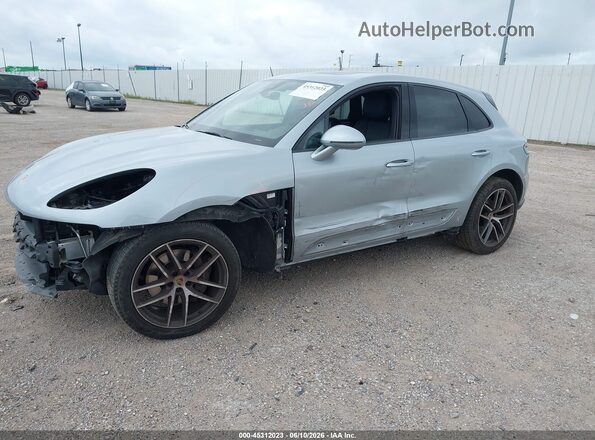 WP1AA2A57RLB07340 2024 PORSCHE MACAN Серебряный Передняя левая четверть
