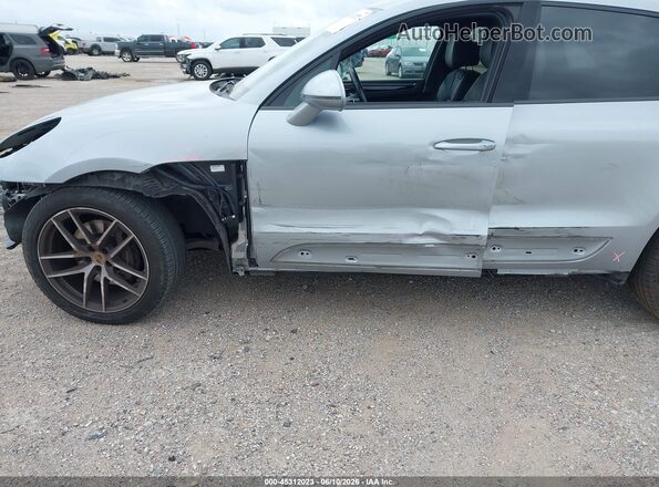 WP1AA2A57RLB07340 2024 PORSCHE MACAN Серебряный Вид спереди