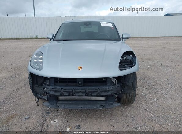 WP1AA2A57RLB07340 2024 PORSCHE MACAN Серебряный Вид задней части салона