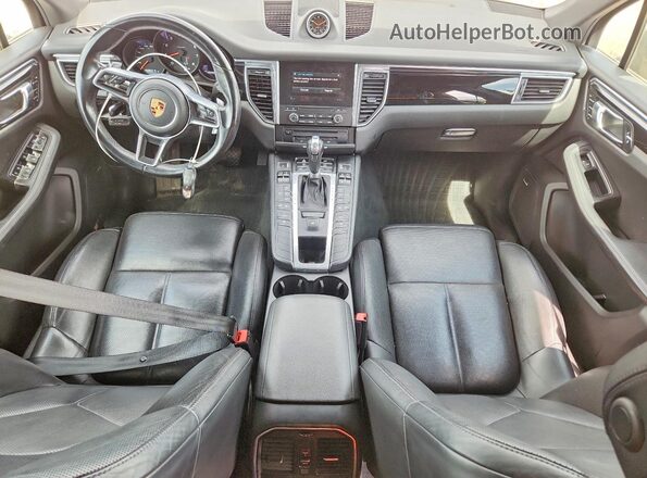 WP1AA2A58HLB02436 2017 PORSCHE MACAN Серый Вид панели приборов