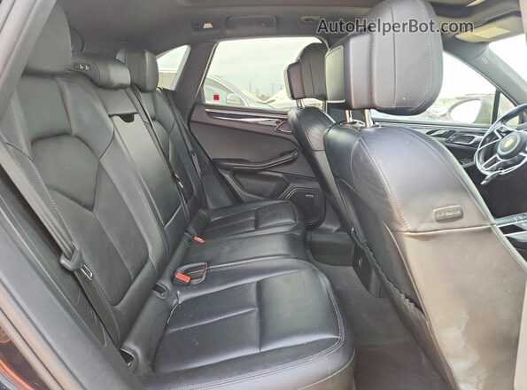 WP1AA2A58HLB02436 2017 PORSCHE MACAN Серый Вид задних сидений