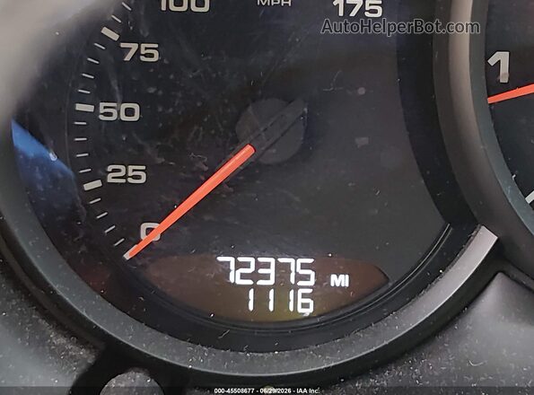 WP1AA2A58JLB08789 2018 PORSCHE MACAN White 