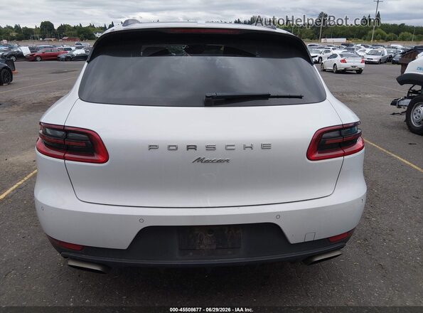 WP1AA2A58JLB08789 2018 PORSCHE MACAN White 