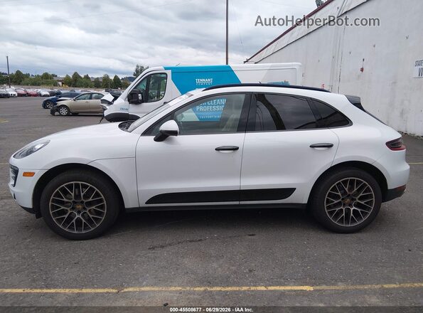 WP1AA2A58JLB08789 2018 PORSCHE MACAN White 360 interior view