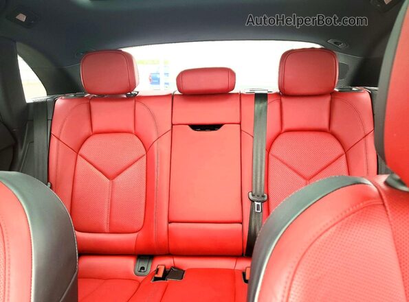 WP1AA2A58PLB00944 2023 PORSCHE MACAN Black Widok tylnych siedzeń