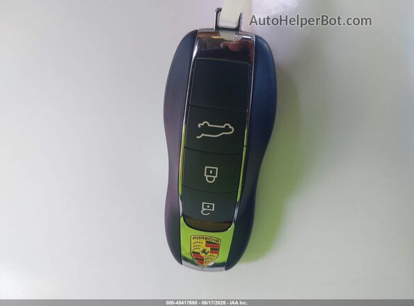 WP1AA2A58RLB07007 2024 PORSCHE MACAN Серый Вид панели приборов