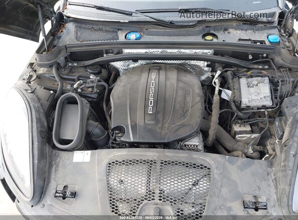 WP1AA2A5XLLB10191 2020 PORSCHE MACAN Black Հետևի տեսք