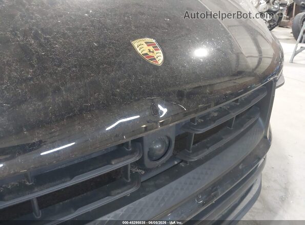 WP1AA2A5XPLB08043 2023 PORSCHE MACAN Black Front view