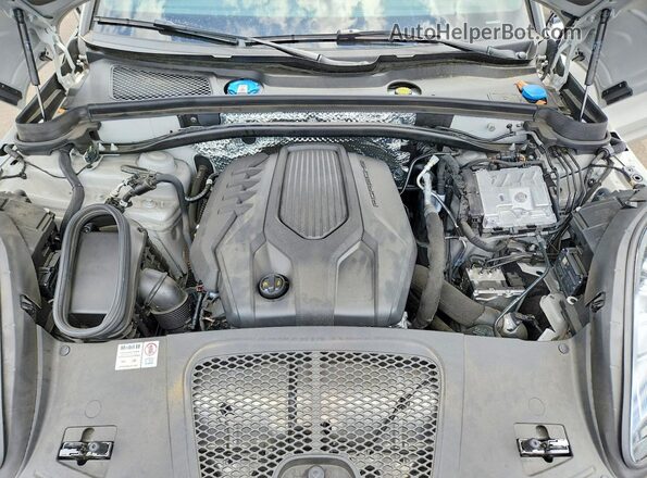 WP1AA2A5XRLB20180 2024 PORSCHE MACAN Cream Շարժիչի բաժամունքի տեսք