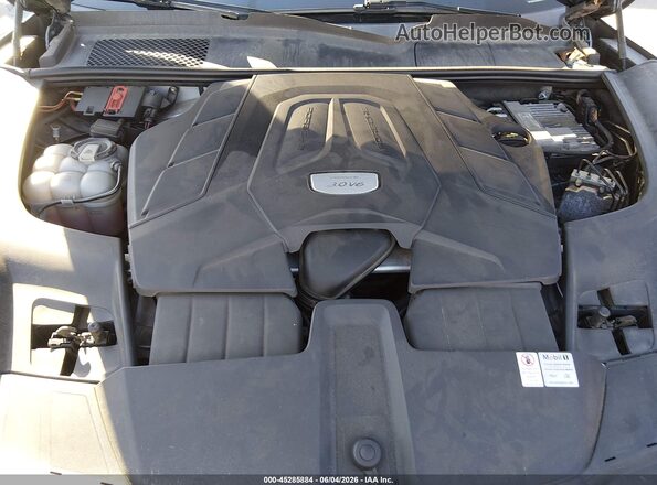 WP1AA2AY1KDA00679 2019 PORSCHE CAYENNE Blue Rear view