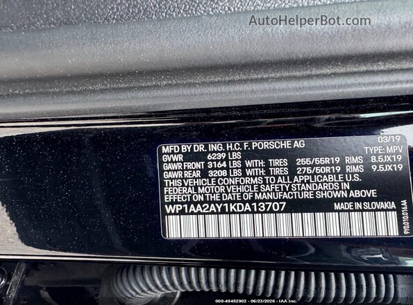 WP1AA2AY1KDA13707 2019 PORSCHE CAYENNE Black Widok komory silnika