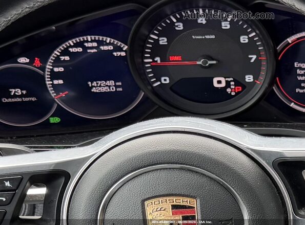 WP1AA2AY1LDA03762 2020 PORSCHE CAYENNE Белый Вид спереди