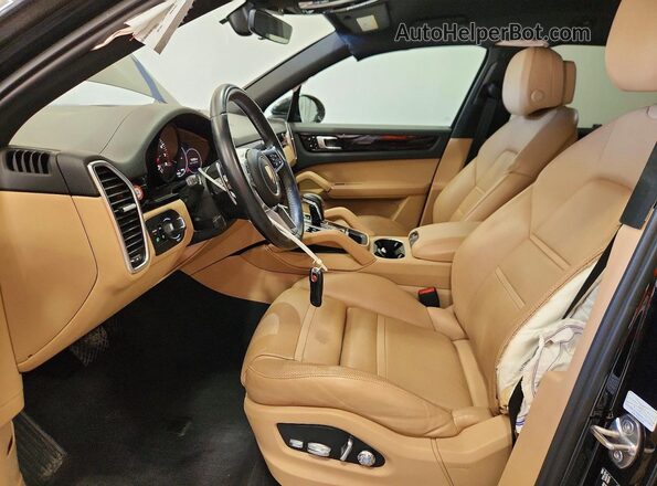 WP1AA2AY1LDA04135 2020 PORSCHE CAYENNE Black 