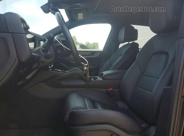 WP1AA2AY2RDA10535 2024 PORSCHE CAYENNE Black Vista interior delantera