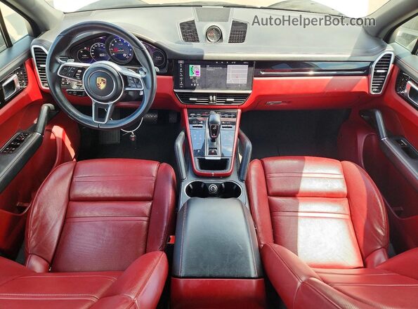 WP1AA2AY3LDA05030 2020 PORSCHE CAYENNE Белый Вид панели приборов