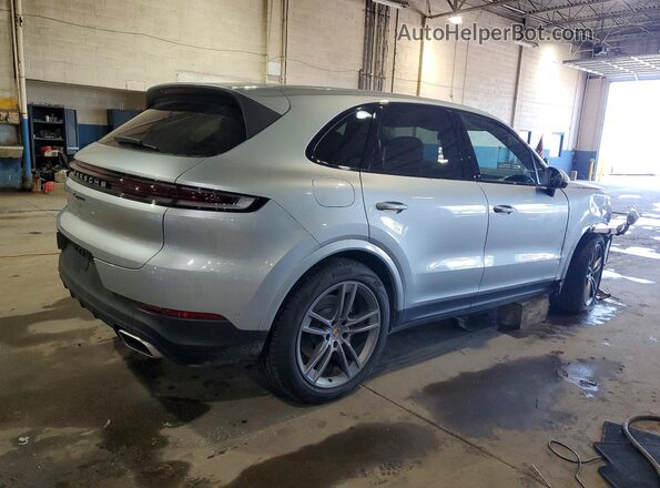 WP1AA2AY5TDA00802 2026 PORSCHE CAYENNE Silver Հետևի աջ