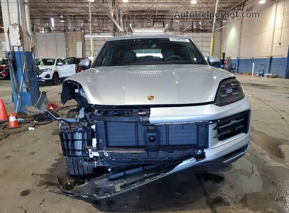 WP1AA2AY5TDA00802 2026 PORSCHE CAYENNE Silver Դիմացի տեսք