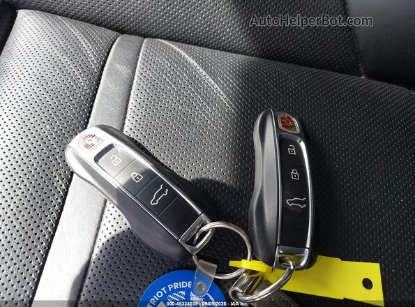 WP1AA2AY7LDA03829 2020 PORSCHE CAYENNE Gray 