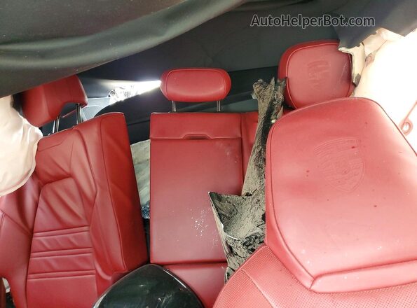 WP1AA2AY8PDA04557 2023 PORSCHE CAYENNE Black Vista de los asientos traseros