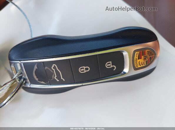 WP1AA2AY9KDA05077 2019 PORSCHE CAYENNE Gray Vista del salpicadero
