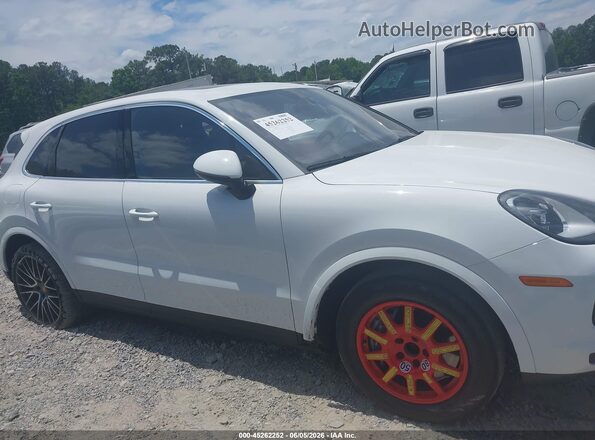 WP1AA2AY9NDA04922 2022 PORSCHE CAYENNE White Սալոնի հետևի տեսք