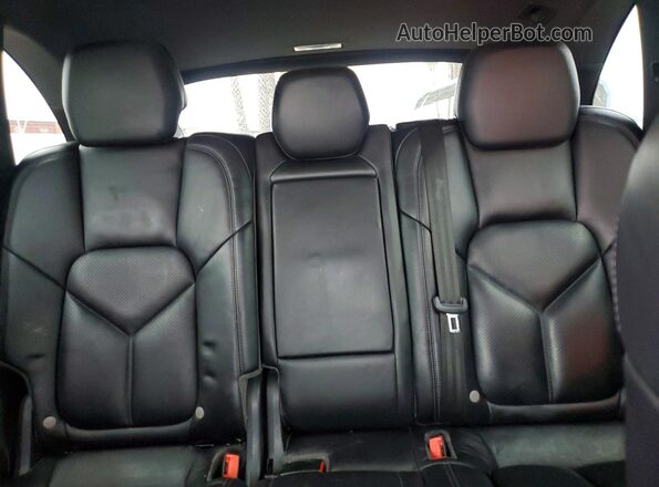 WP1AB2A20JLA61311 2018 PORSCHE CAYENNE Black უკანა სავარძლების ხედი