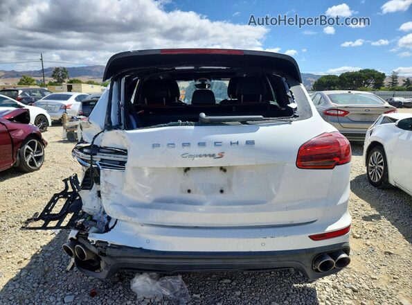 WP1AB2A25HLA52601 2017 PORSCHE CAYENNE White Rear view
