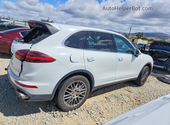 WP1AB2A25HLA52601 2017 PORSCHE CAYENNE White Rear right