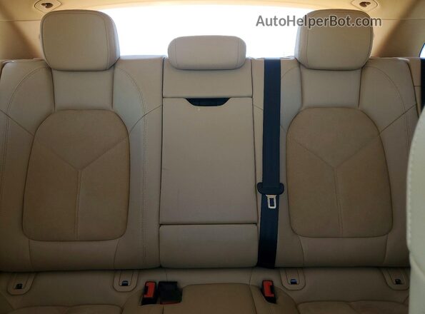 WP1AB2A51GLB45351 2016 PORSCHE MACAN White Rear seats view