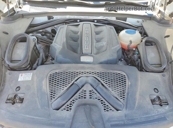 WP1AB2A51GLB45351 2016 PORSCHE MACAN White Engine compartment view