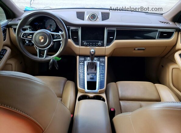 WP1AB2A51JLB34762 2018 PORSCHE MACAN Бордовый Вид панели приборов