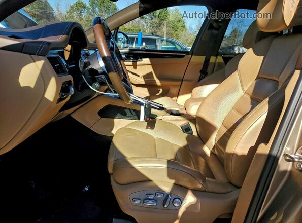 WP1AB2A55HLB12161 2017 PORSCHE MACAN Gold Սալոնի դիմացի տեսք