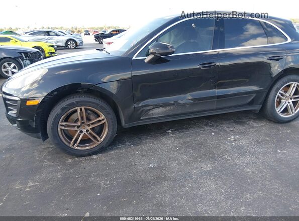 WP1AB2A56GLB58371 2016 PORSCHE MACAN Black Front view