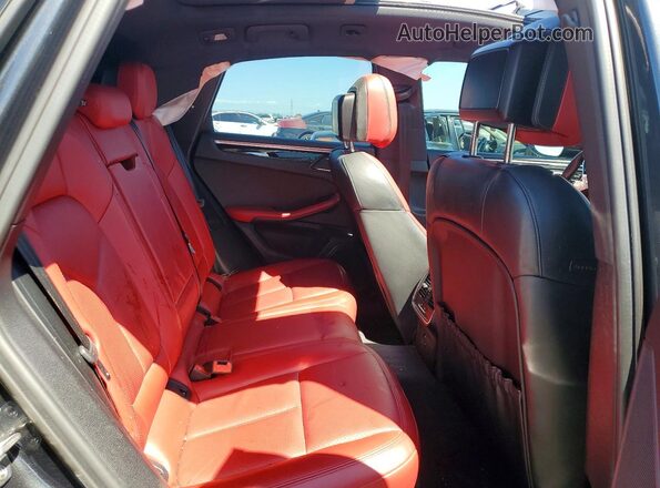 WP1AB2A56JLB36720 2018 PORSCHE MACAN Gray Rear seats view