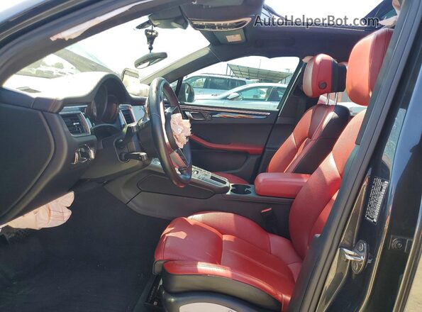 WP1AB2A56JLB36720 2018 PORSCHE MACAN Gray Front interior view