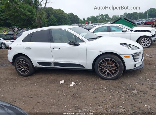 WP1AB2A57JLB37262 2018 PORSCHE MACAN White Rear interior view
