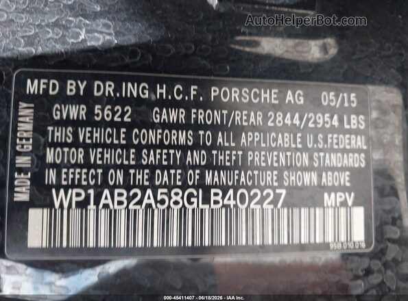 WP1AB2A58GLB40227 2016 PORSCHE MACAN Black Engine compartment view