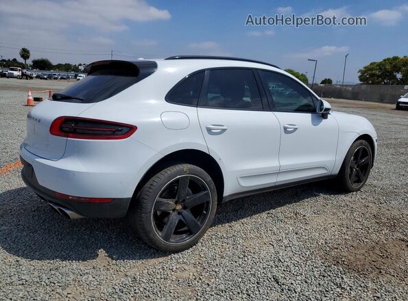 WP1AB2A58GLB45816 2016 PORSCHE MACAN White Rear right