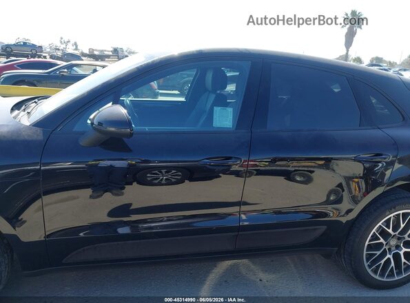 WP1AB2A59GLB52886 2016 PORSCHE MACAN Black 360 interior view