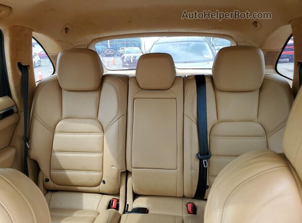 WP1AC2A20GLA88160 2016 PORSCHE CAYENNE Purple Հետևի նստատեղերի տեսք