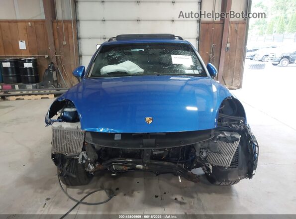 WP1AD2A24HLA83591 2017 PORSCHE CAYENNE Blue Vista interior trasera