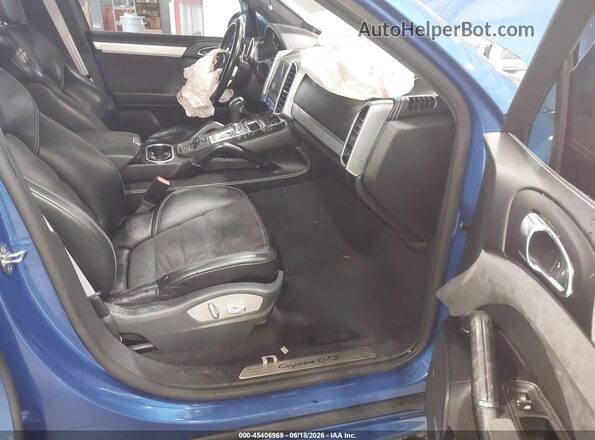 WP1AD2A24HLA83591 2017 PORSCHE CAYENNE Blue Vista interior delantera