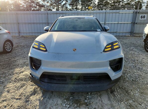 WP1AD2XA3SL076537 2025 PORSCHE MACAN Gray Widok z przodu