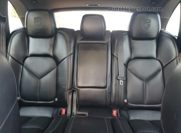 WP1AE2A20HLA71998 2017 PORSCHE CAYENNE Черный Вид задних сидений